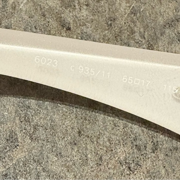 Gorgeous Chanel Sunglasses​ - Picture 9 of 13